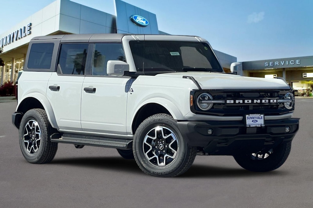 New 2026 Ford Bronco Outer Banks SUV