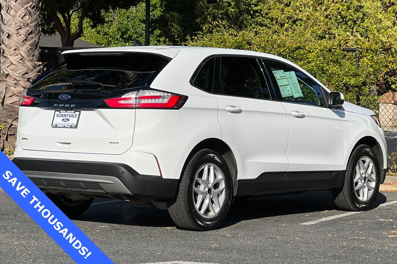 2024 Ford Edge SEL photo 4