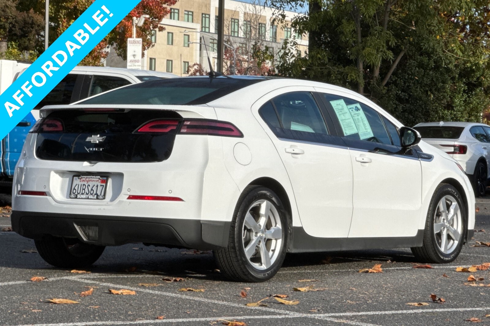 2012 Chevrolet Volt Base photo 2