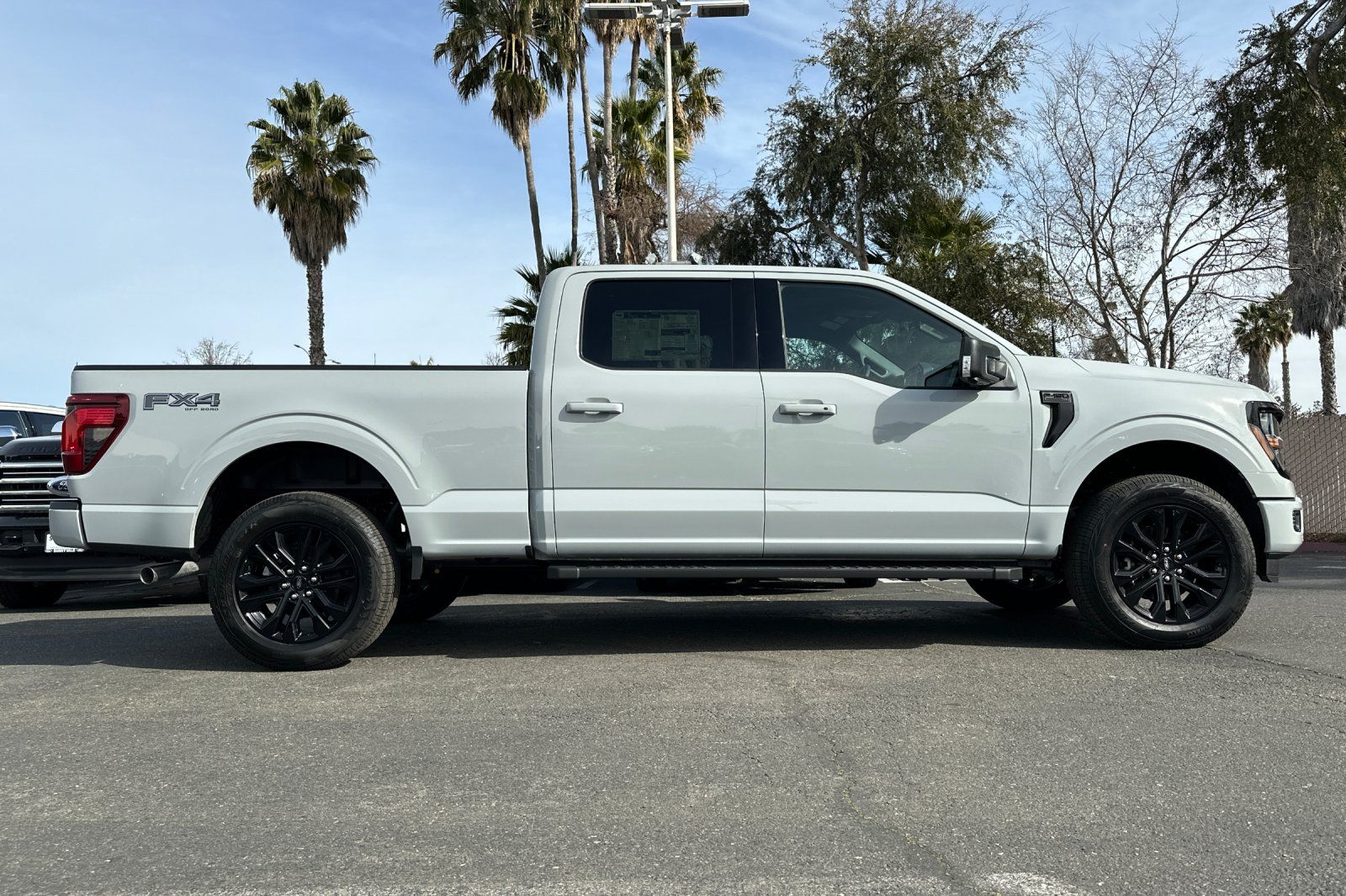 View vehicle photo 4