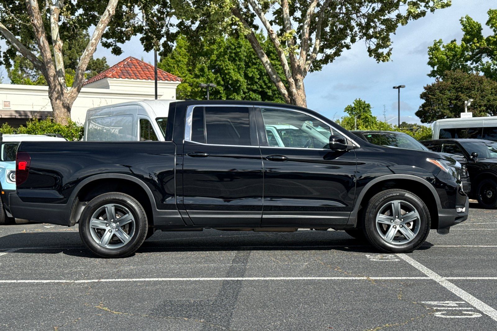 2023 Honda Ridgeline RTL photo 2