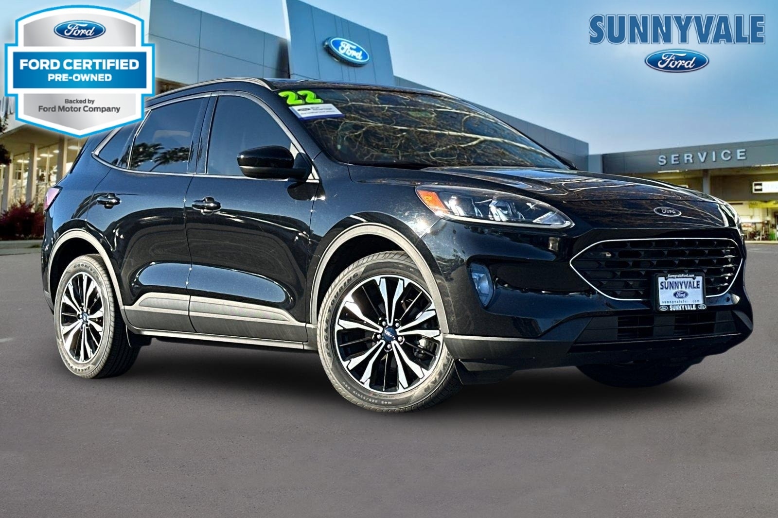 2022 Ford Escape SEL's photo