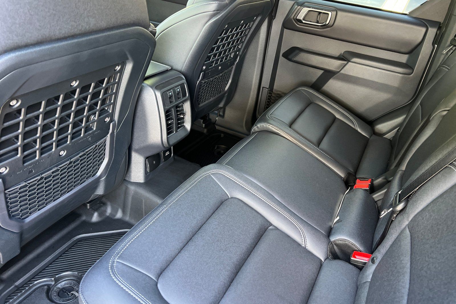 2025 Ford Bronco 4-Door Badlands - Photo 11