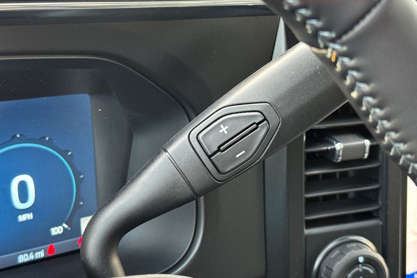 2026 Ford F-350 Super Duty Platinum - Photo 20