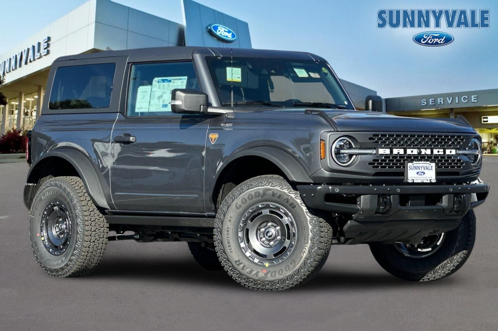 2025 Ford Bronco SUV 