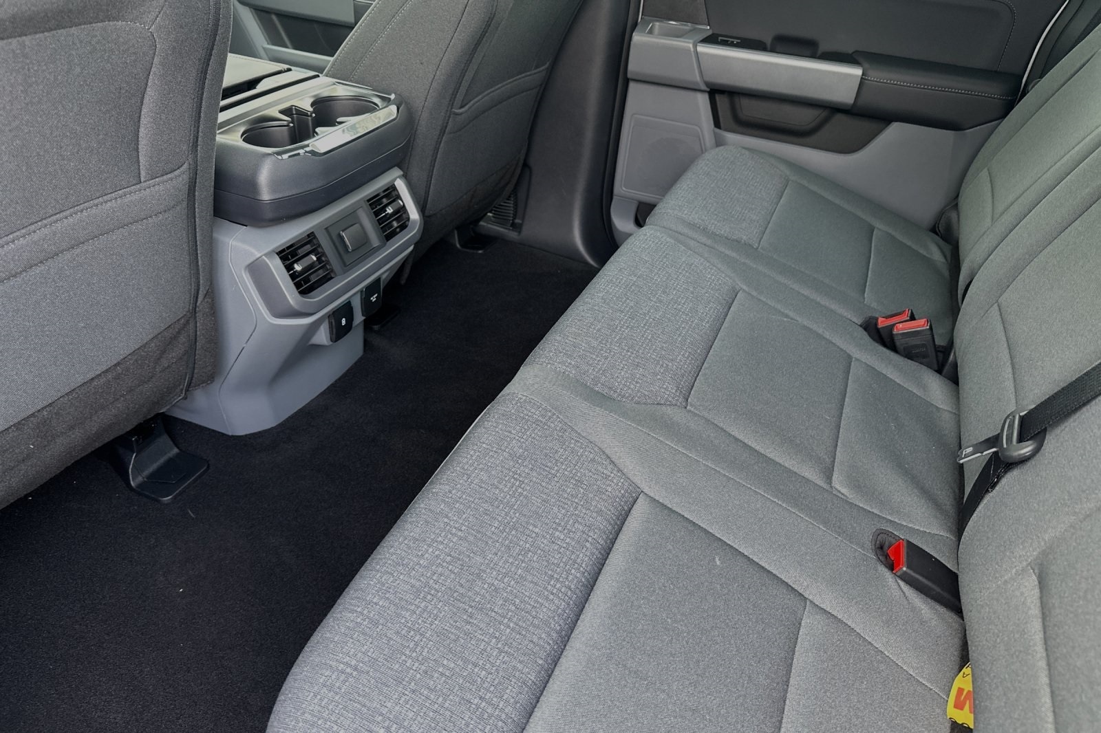 2025 Ford F-150 XLT - Photo 11