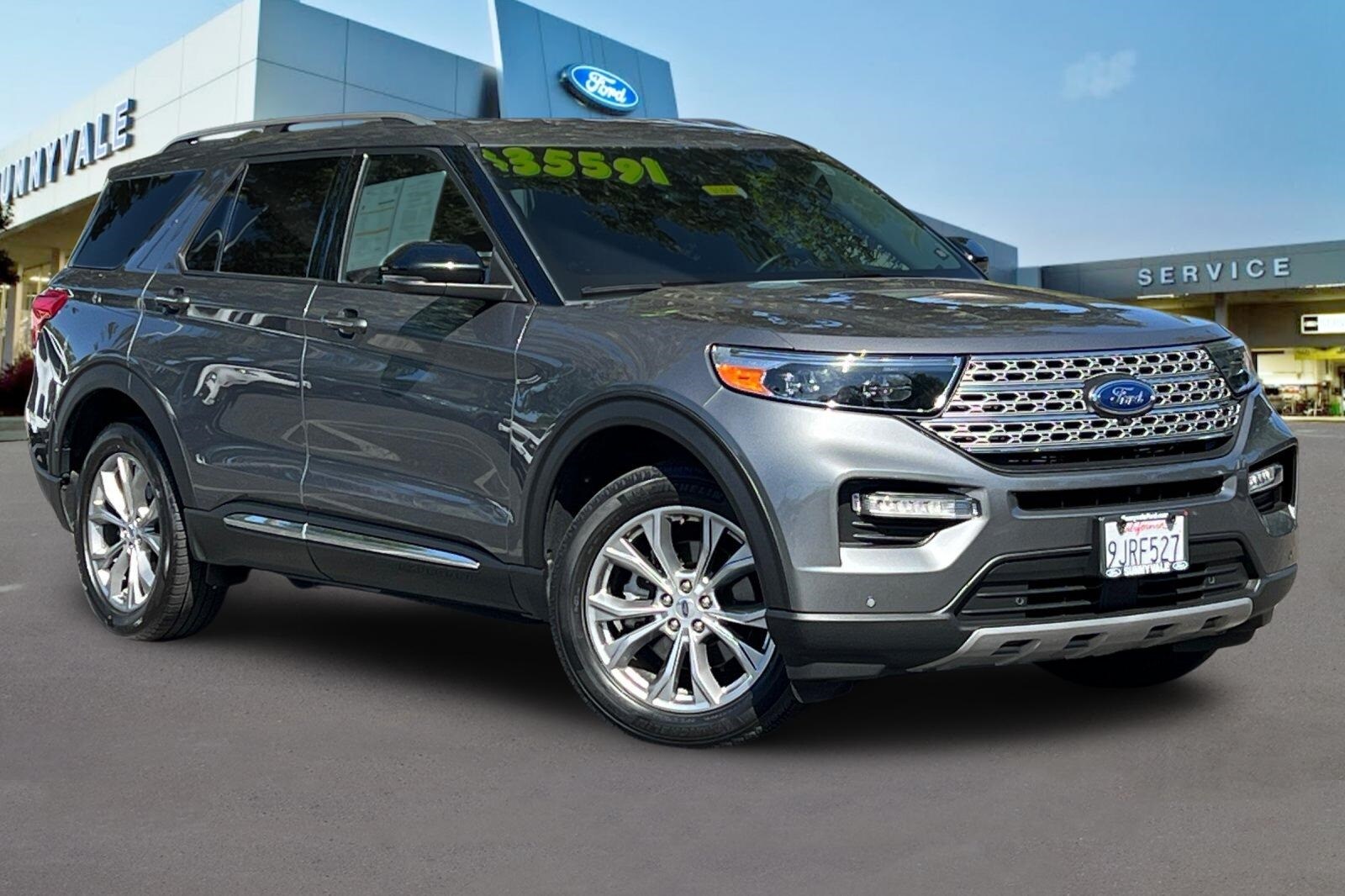 2023 Ford Explorer Limited photo 2