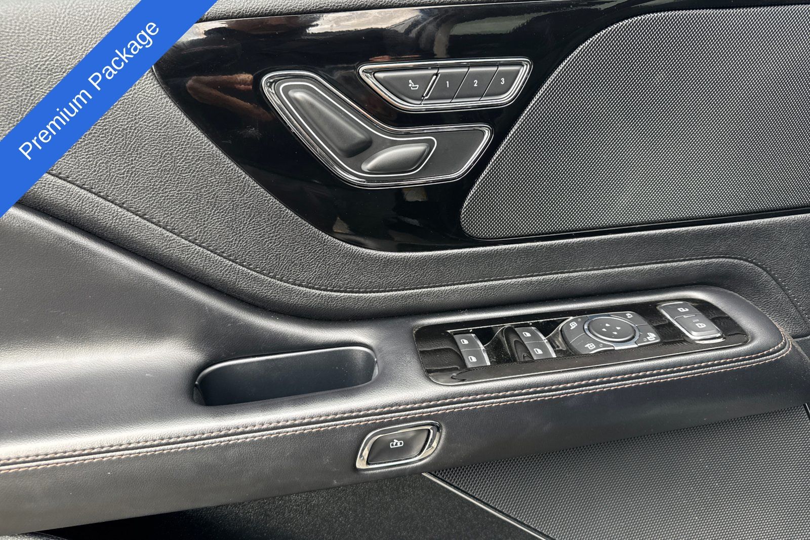 2023 Lincoln Aviator Base - Photo 11