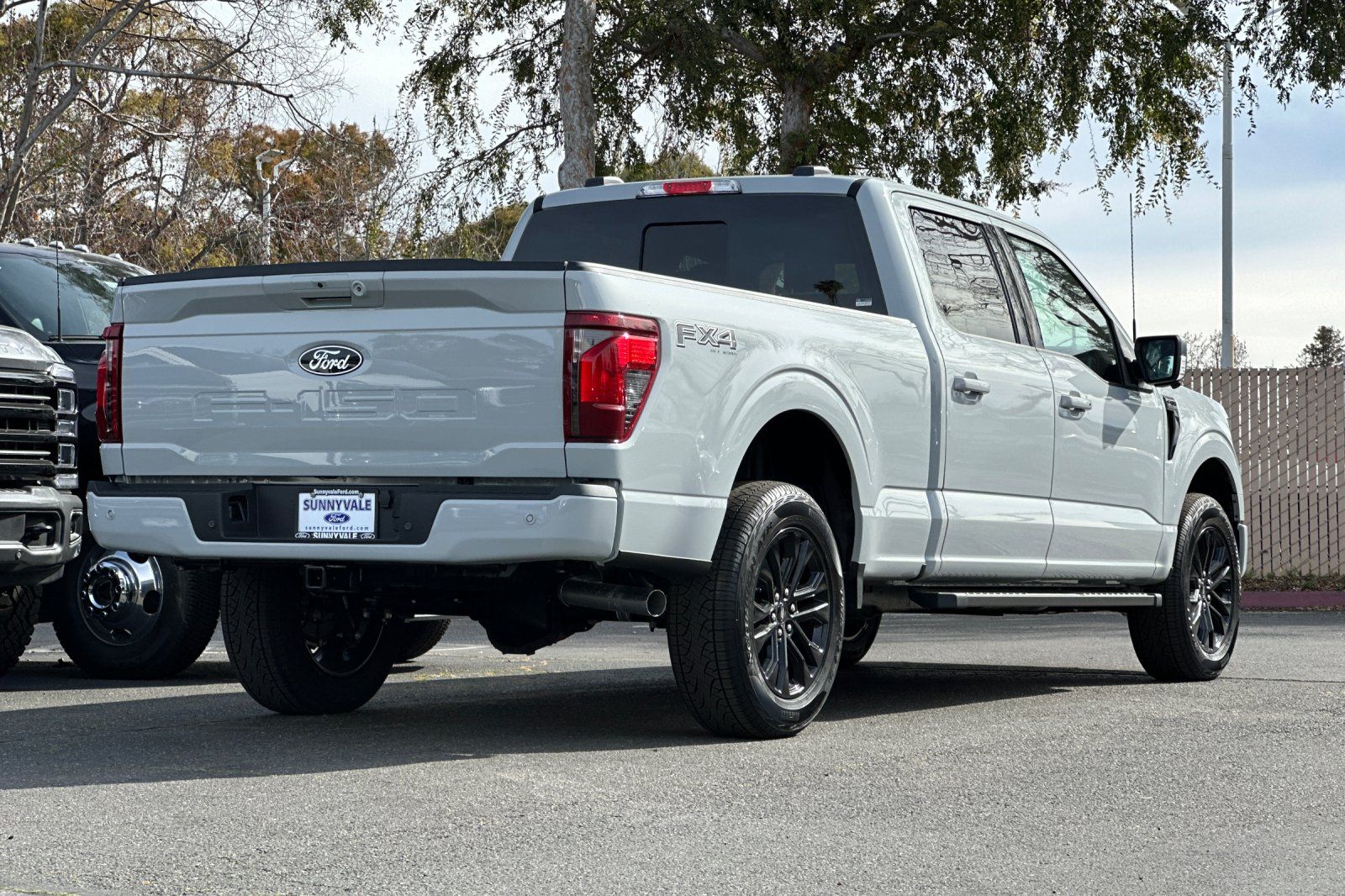 View vehicle photo 5