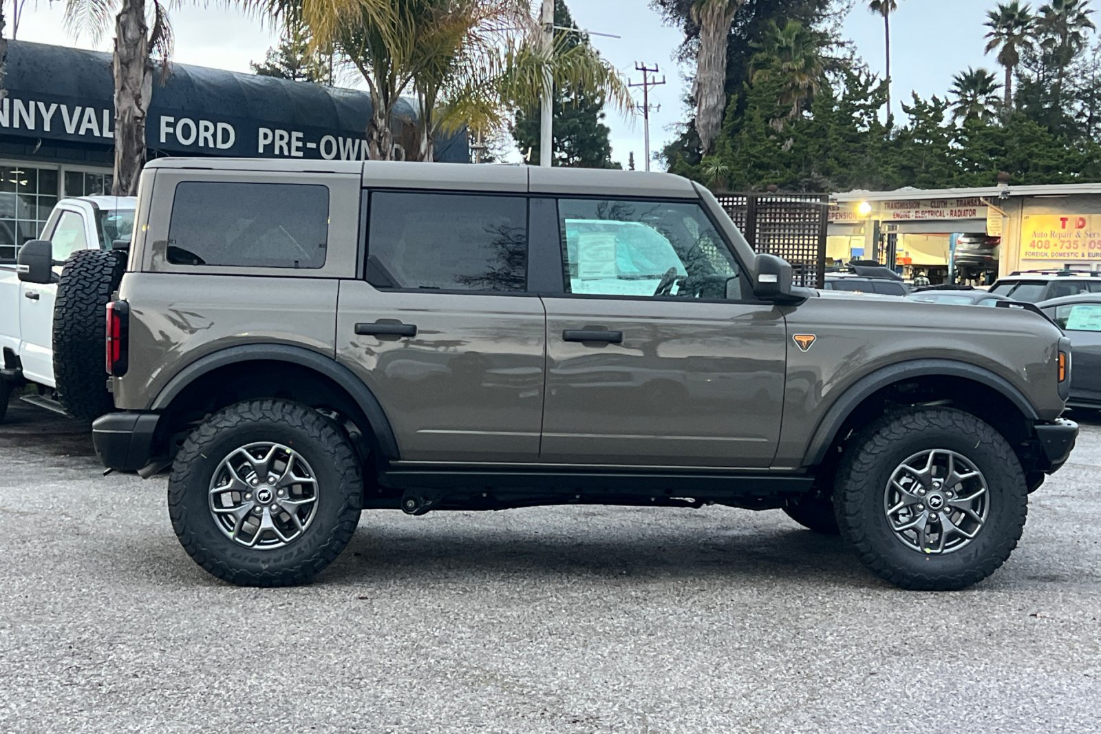 New 2025 Ford Bronco Badlands SUV