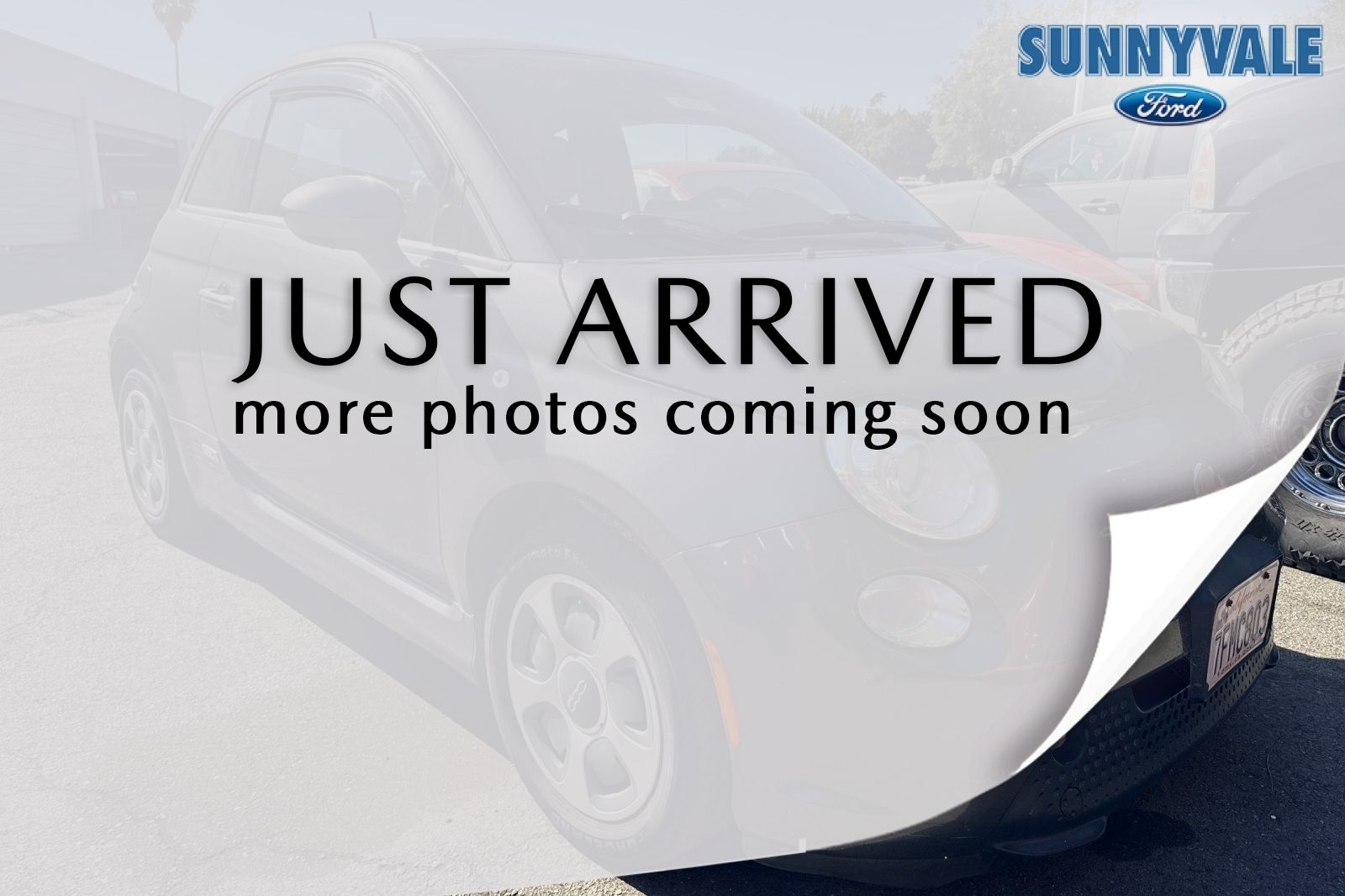 2014 FIAT 500e Battery Electric's photo