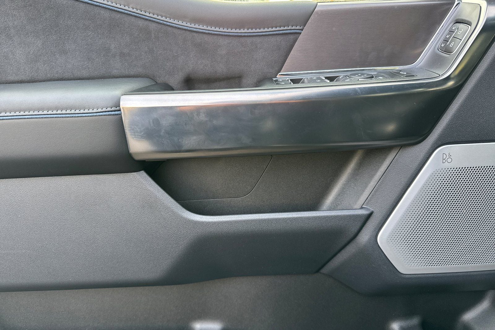 2026 Ford F-350 Super Duty Platinum - Photo 10