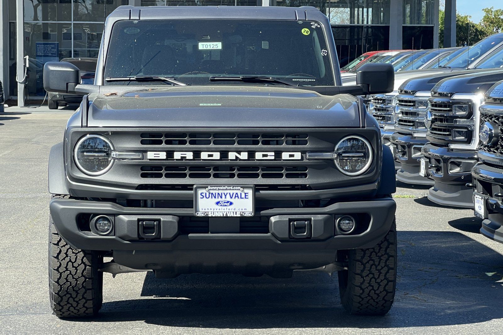 View vehicle photo 3