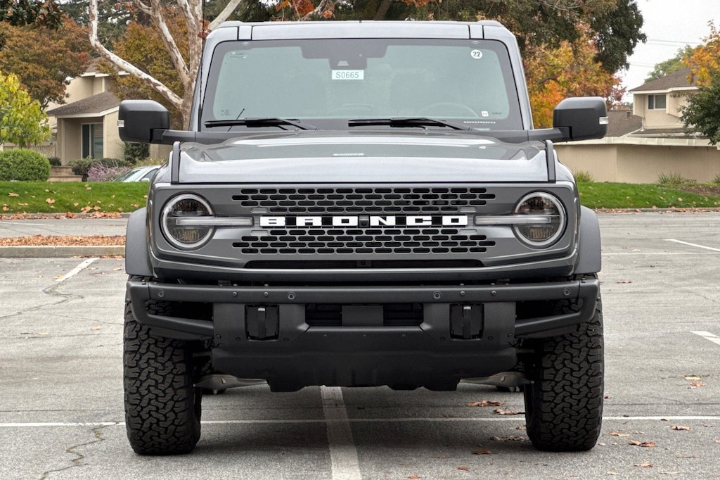 New 2025 Ford Bronco Badlands SUV