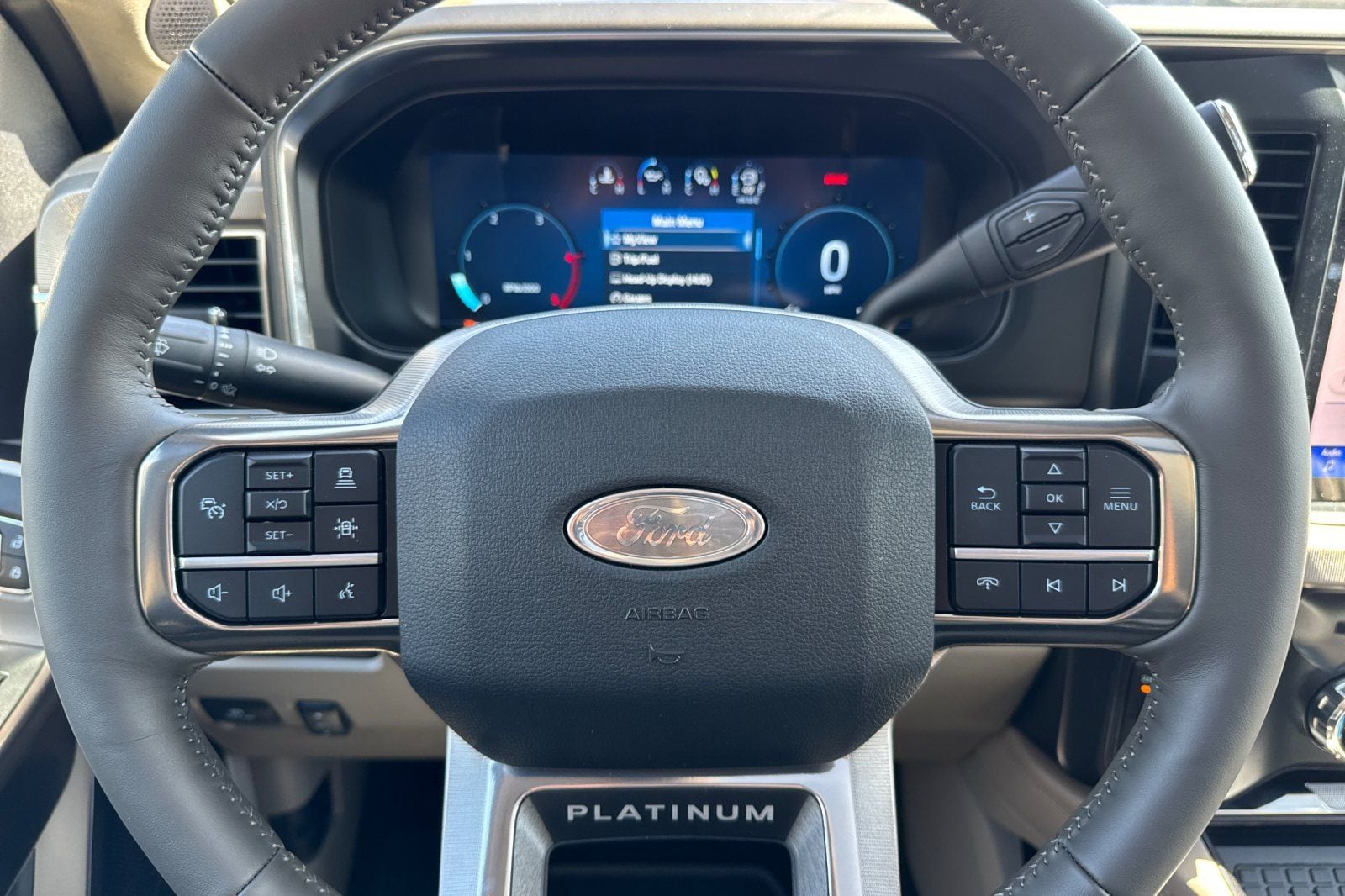2025 Ford F-350 Super Duty Platinum - Photo 22