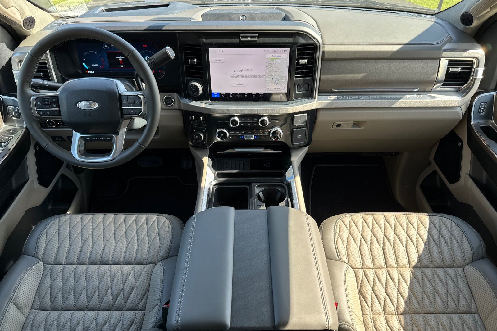 2025 Ford F-350 Super Duty Platinum - Photo 12