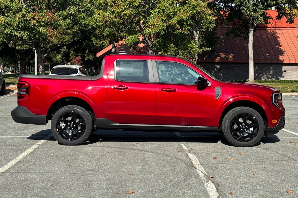 New 2025 Ford Maverick Lariat Truck