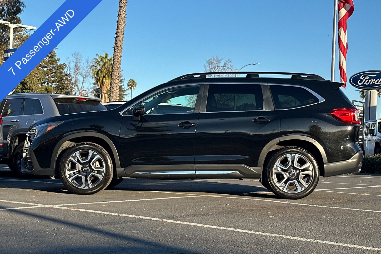 2023 Subaru Ascent Limited photo 6