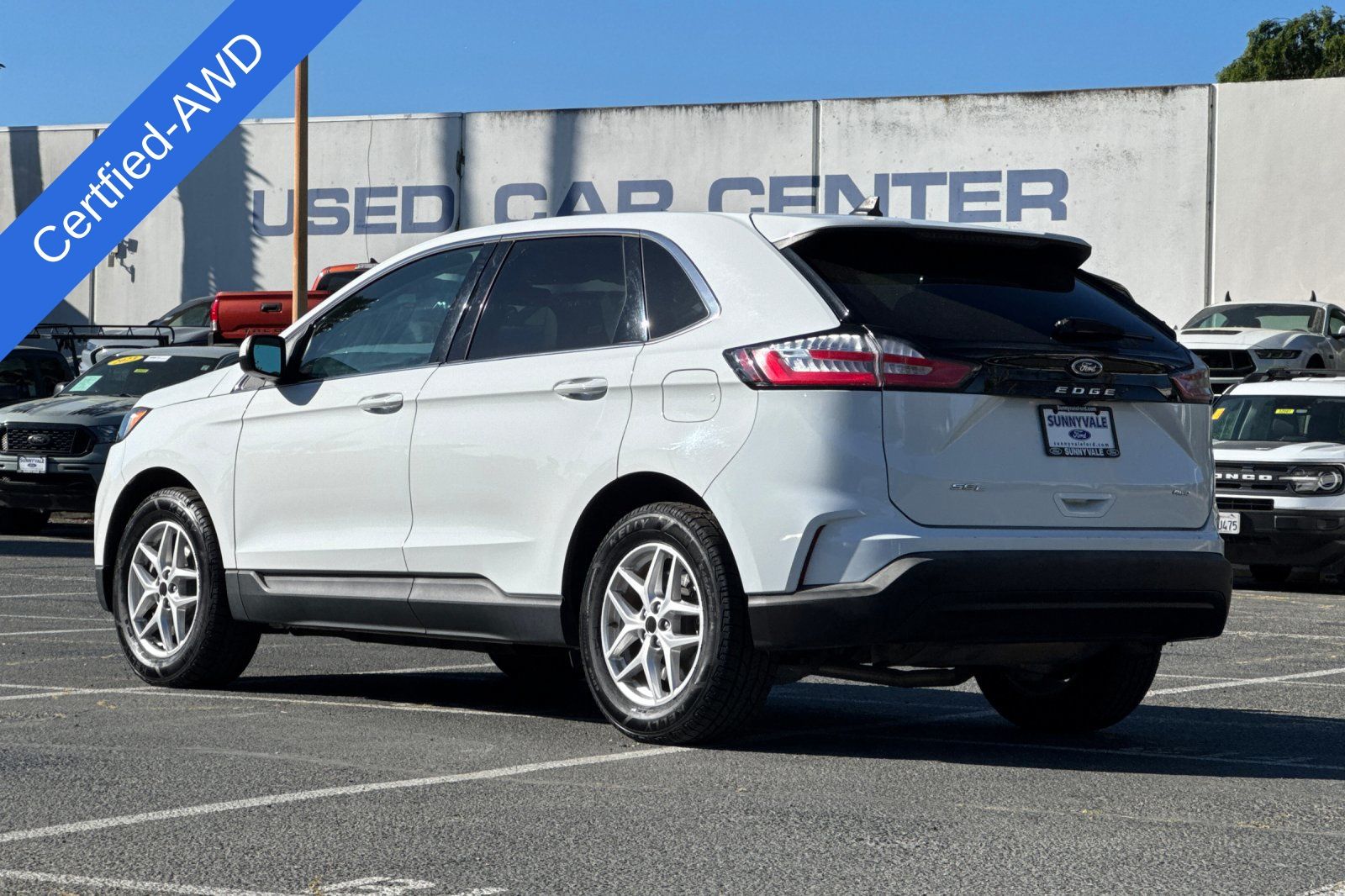 2024 Ford Edge SEL photo 5