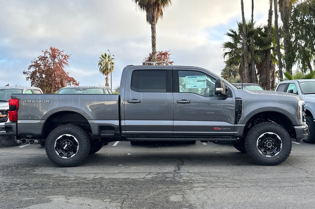 New 2026 Ford F-350SD Platinum Truck