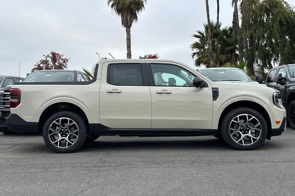 New 2025 Ford Maverick Lariat Truck