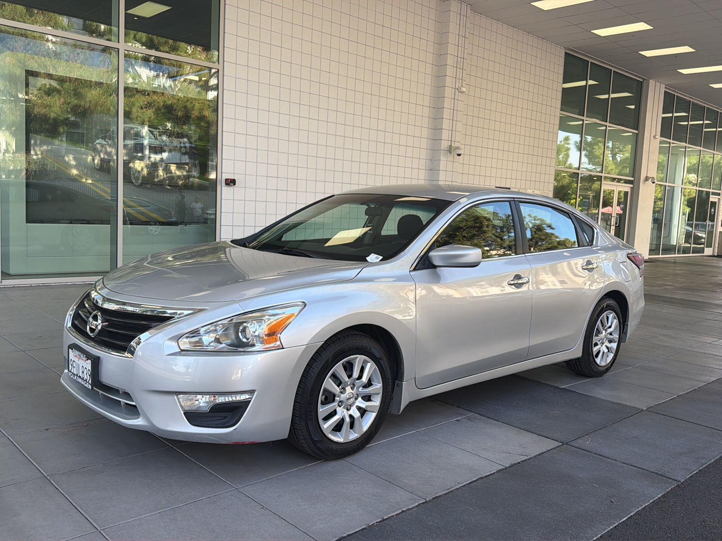 2015 Nissan Altima 2.5 S's photo