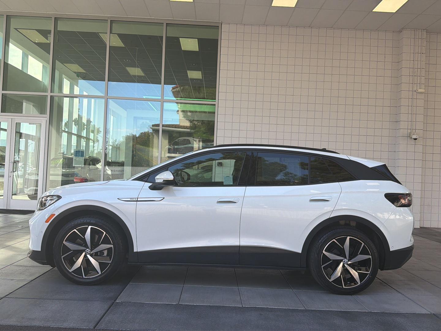Certified 2023 Volkswagen ID.4 PRO S with VIN 1V2VMPE8XPC043222 for sale in Sunnyvale, CA