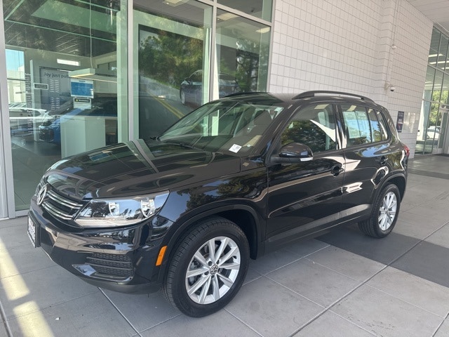 Used 2017 Volkswagen Tiguan Limited Base with VIN WVGAV7AX1HK046958 for sale in Sunnyvale, CA