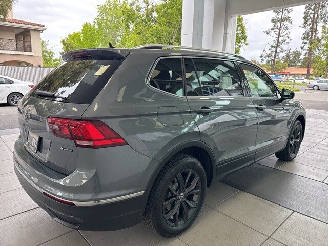 2024 Volkswagen Tiguan SE Wolfsburg Edition photo 4