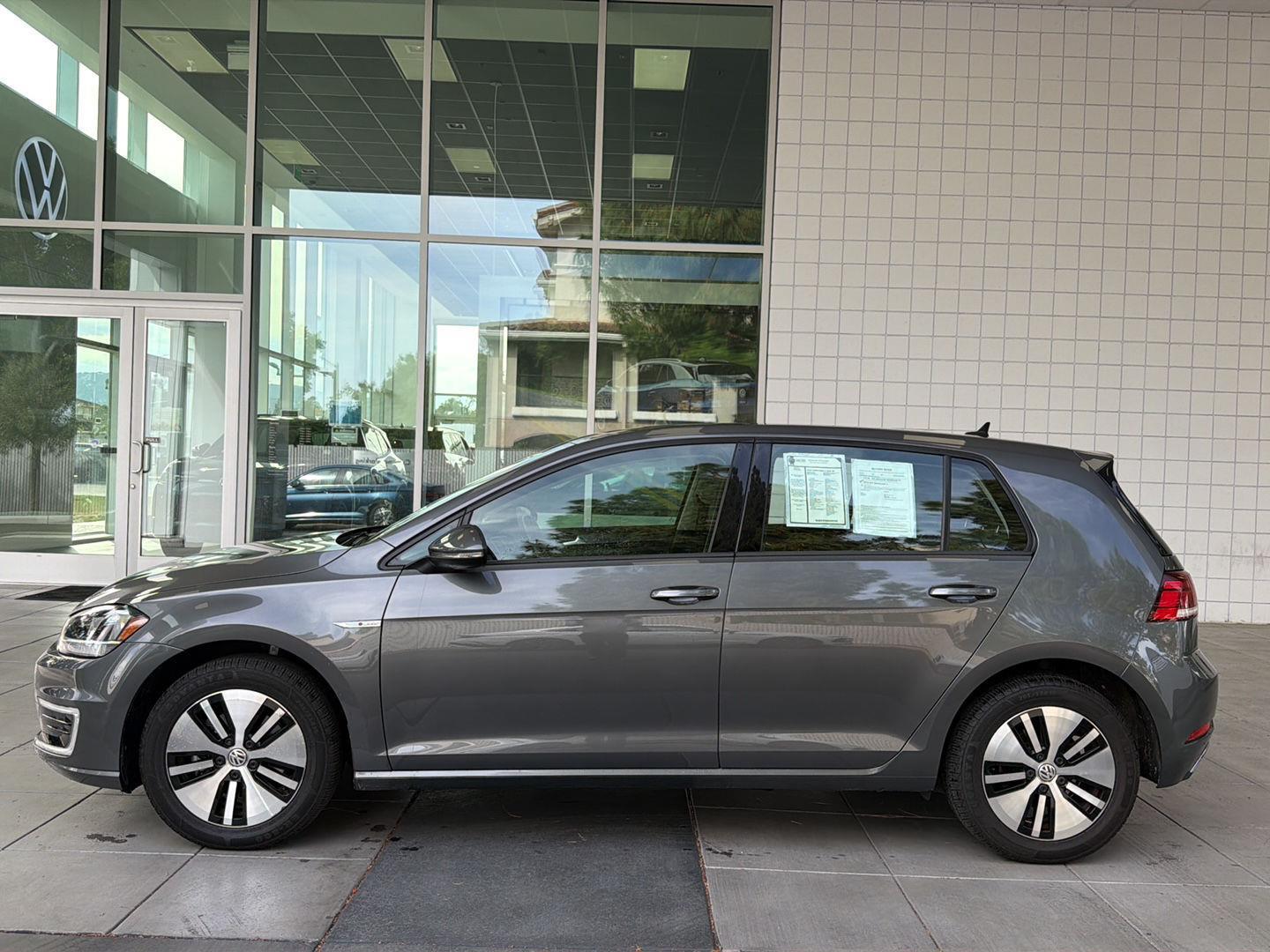 Used 2019 Volkswagen e-Golf e-Golf SE with VIN WVWKR7AU2KW909172 for sale in Sunnyvale, CA