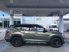 2025 Volkswagen Atlas 2.0T Peak Edition SUV