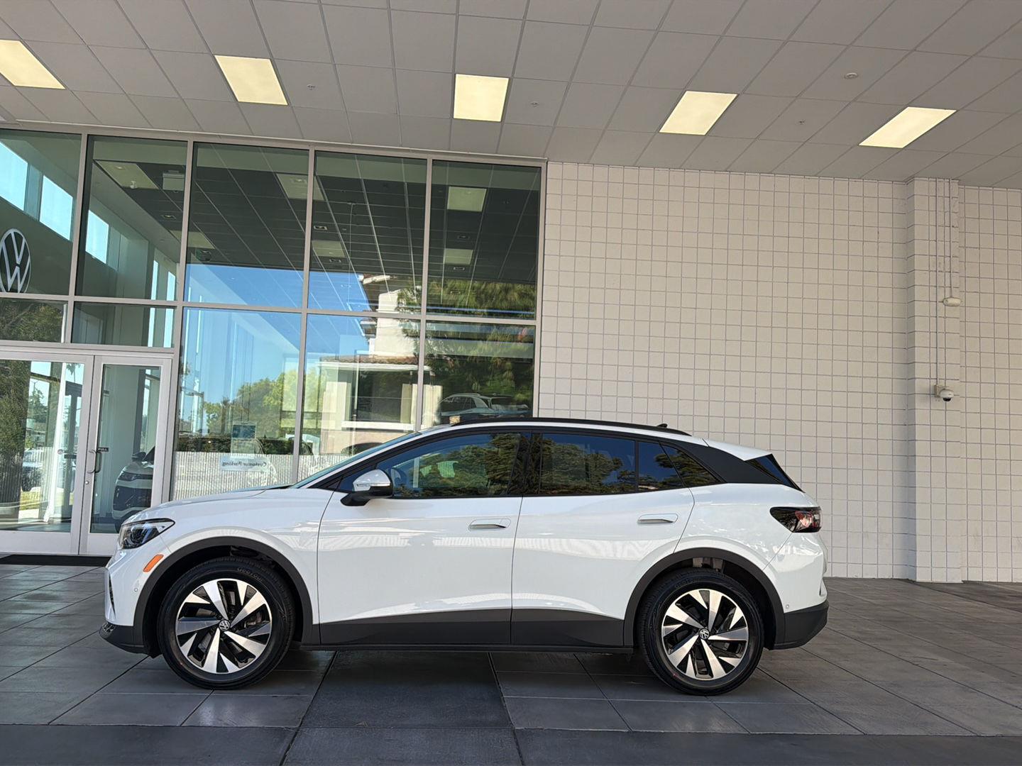 Certified 2024 Volkswagen ID.4 STANDARD with VIN 1V2BMPE88RC008975 for sale in Sunnyvale, CA