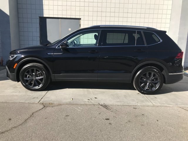 Used 2023 Volkswagen Tiguan SE with VIN 3VV2B7AXXPM030638 for sale in Sunnyvale, CA