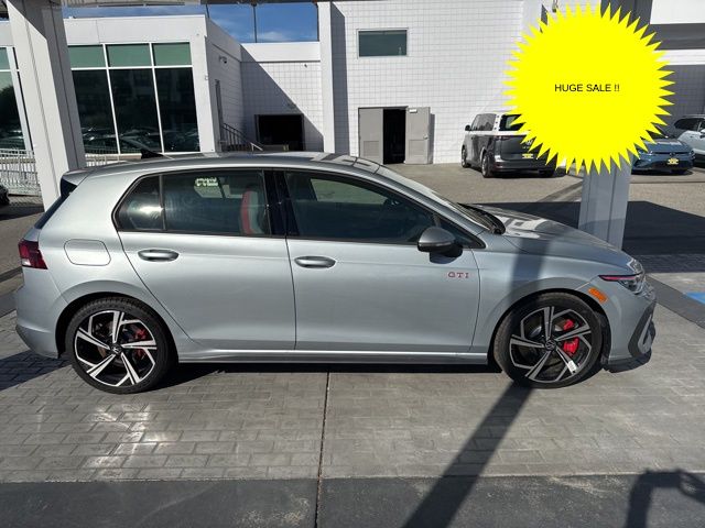 2025 Volkswagen Golf GTI Base's photo