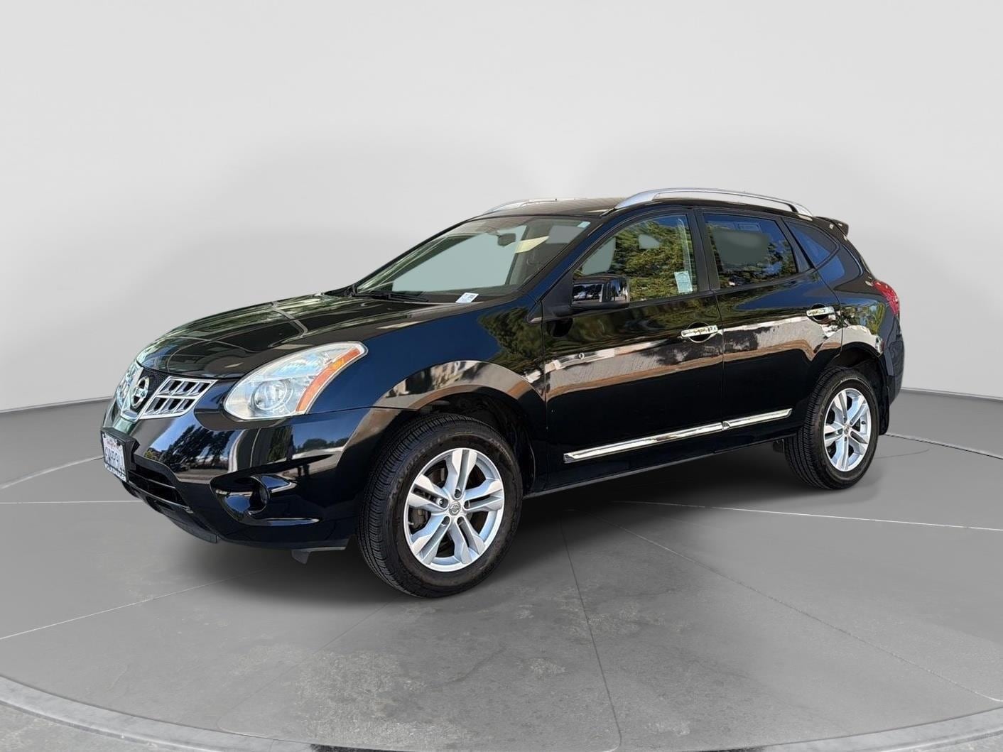 2012 Nissan Rogue SV FWD's photo