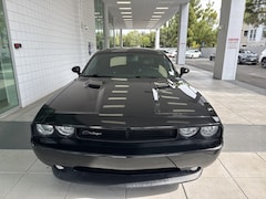 2014 Dodge Challenger SXT Coupe