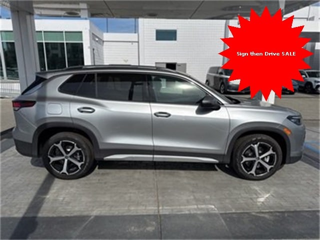 2025 Volkswagen Tiguan SE's photo