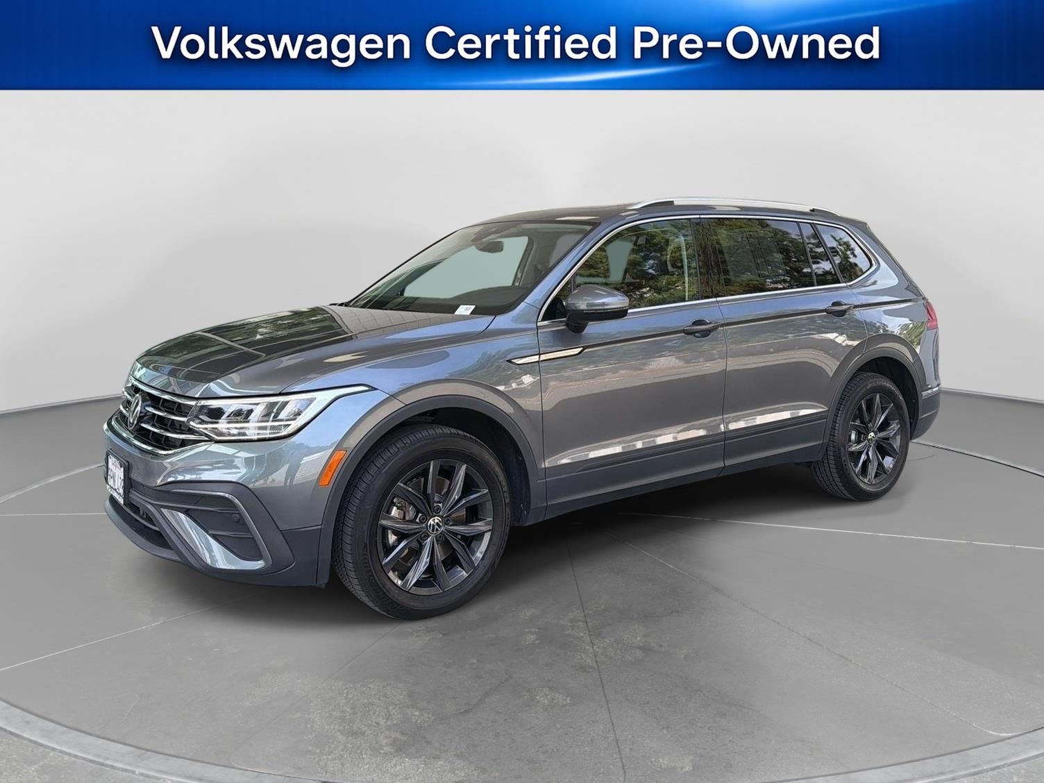 2024 Volkswagen Tiguan 2.0T SE 4Motion's photo