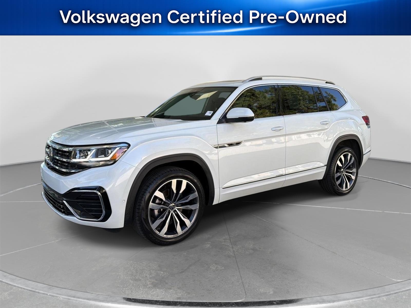2023 Volkswagen Atlas 3.6L SEL Premium R-Line 4MOTION's photo