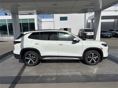 2026 Volkswagen Tiguan SE's photo