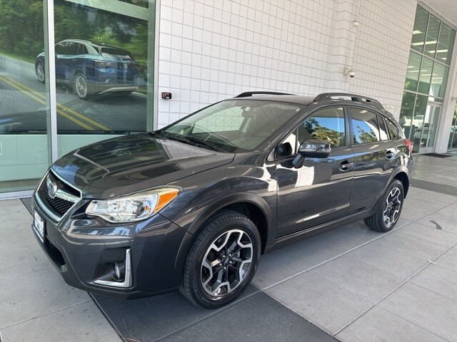 2016 Subaru Crosstrek 2.0i Limited photo 2