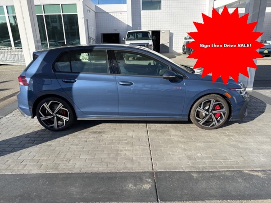 New 2025 Volkswagen Golf GTI 2.0T SE Hatchback