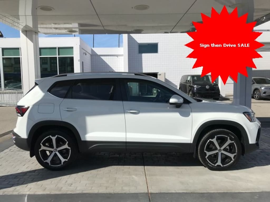 New 2025 Volkswagen Taos 1.5T SEL SUV