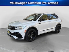 2023 Volkswagen Tiguan SE R-Line Black SUV