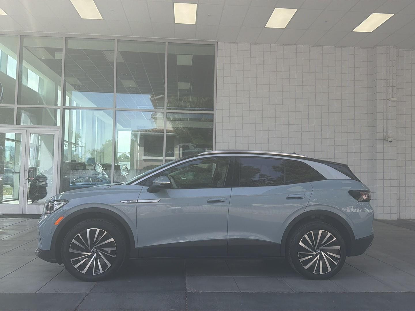 Used 2023 Volkswagen ID.4 PRO S PLUS with VIN 1V2JNPE84PC055779 for sale in Sunnyvale, CA