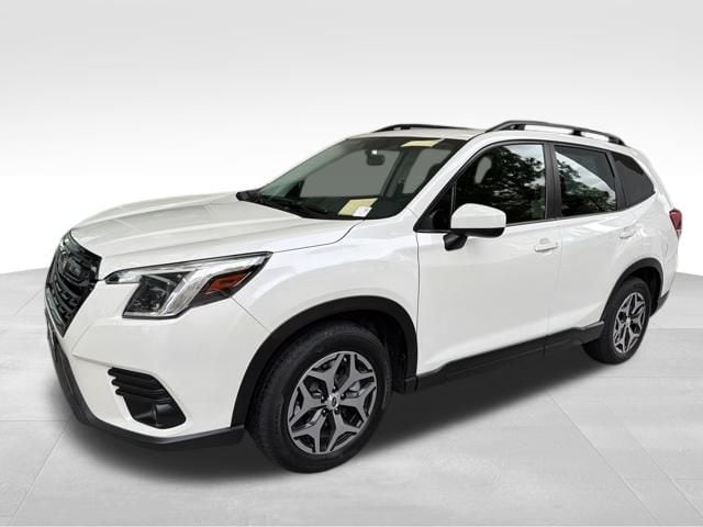 2022 Subaru Forester Premium's photo