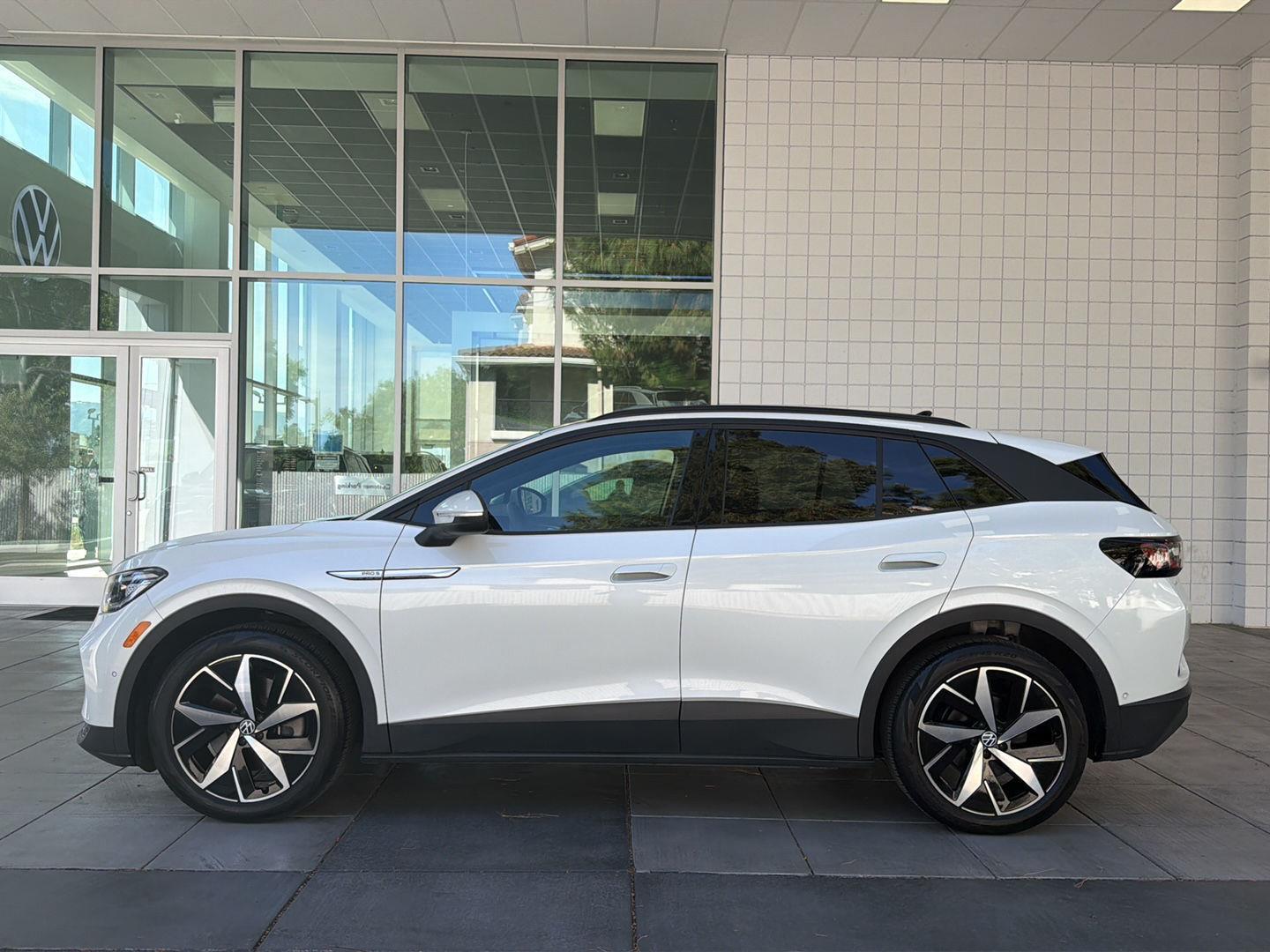 Certified 2023 Volkswagen ID.4 PRO S with VIN 1V2VMPE89PC017095 for sale in Sunnyvale, CA