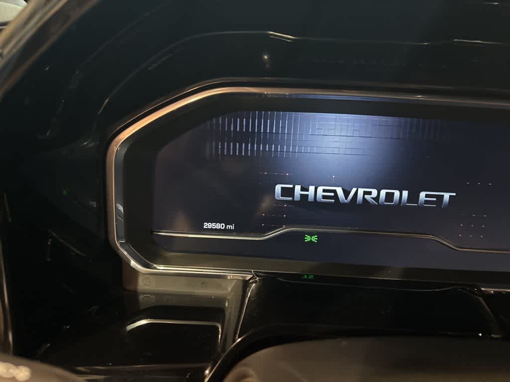 2022 Chevrolet Silverado 1500 ZR2 8