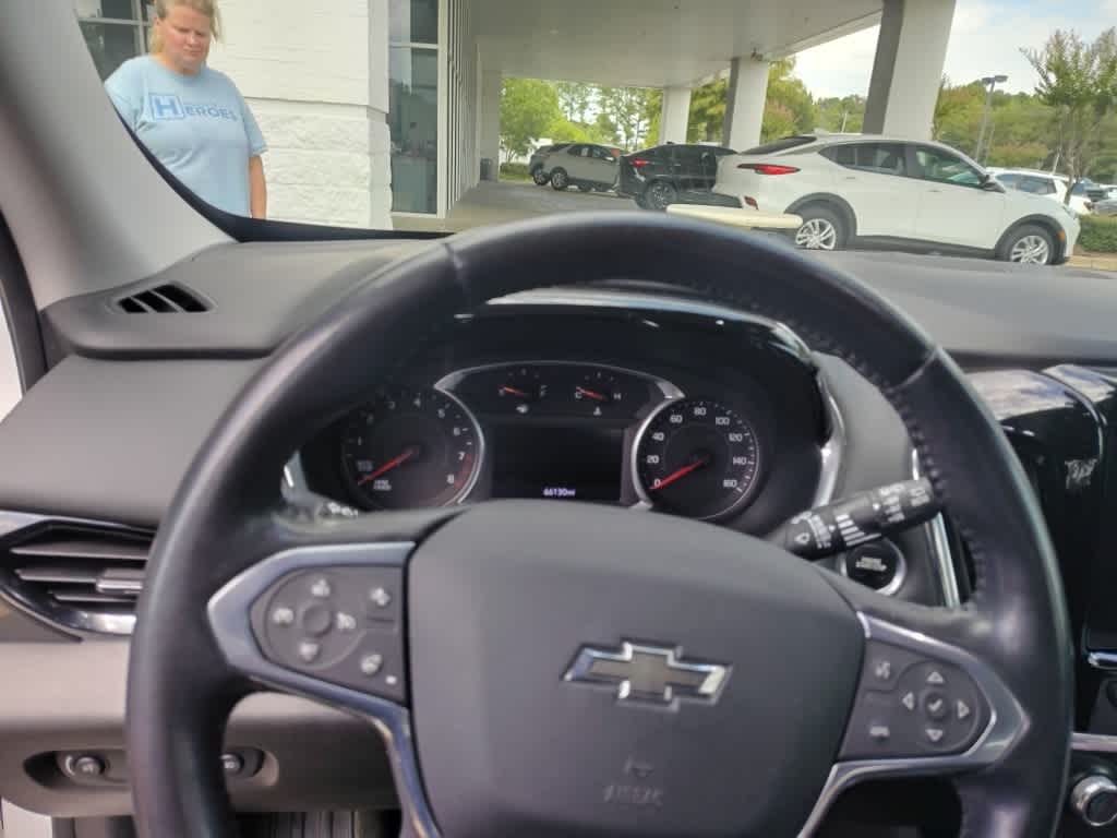 Thumbnail: 2021 Chevrolet Traverse - 9