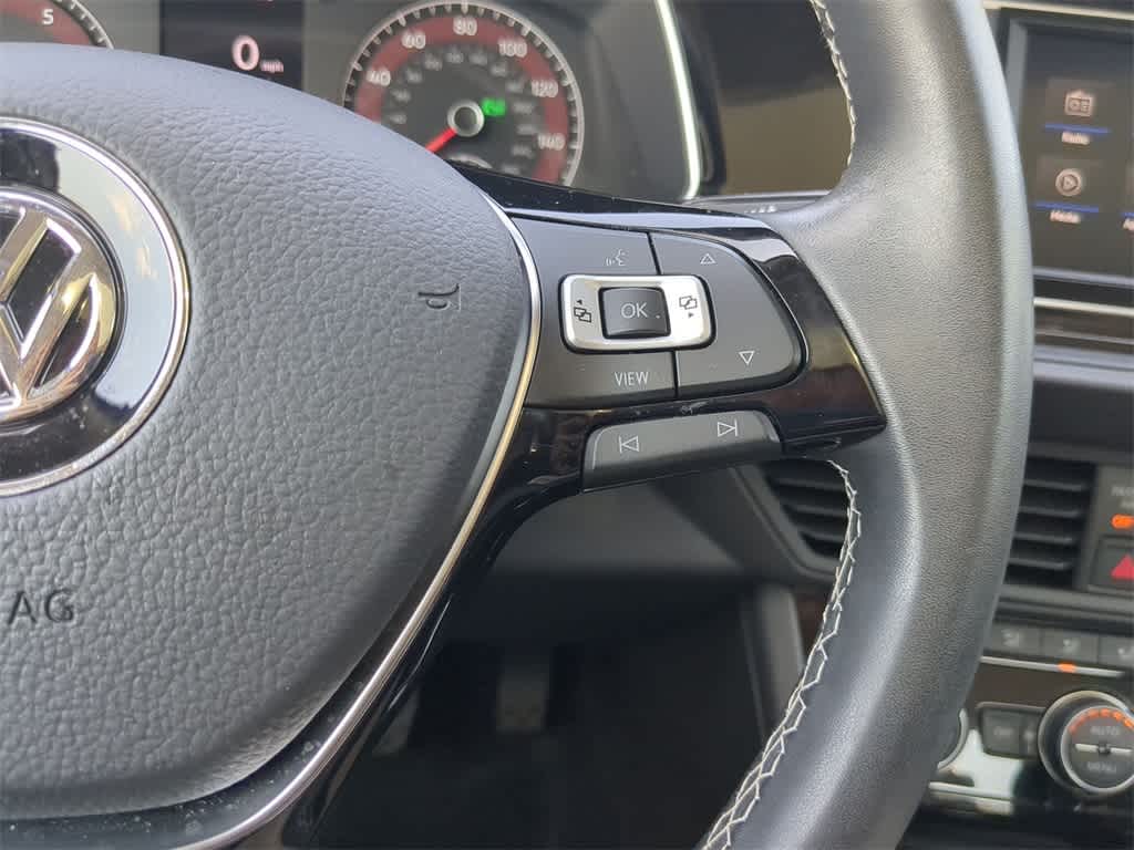 Thumbnail: 2021 Volkswagen Jetta - 24